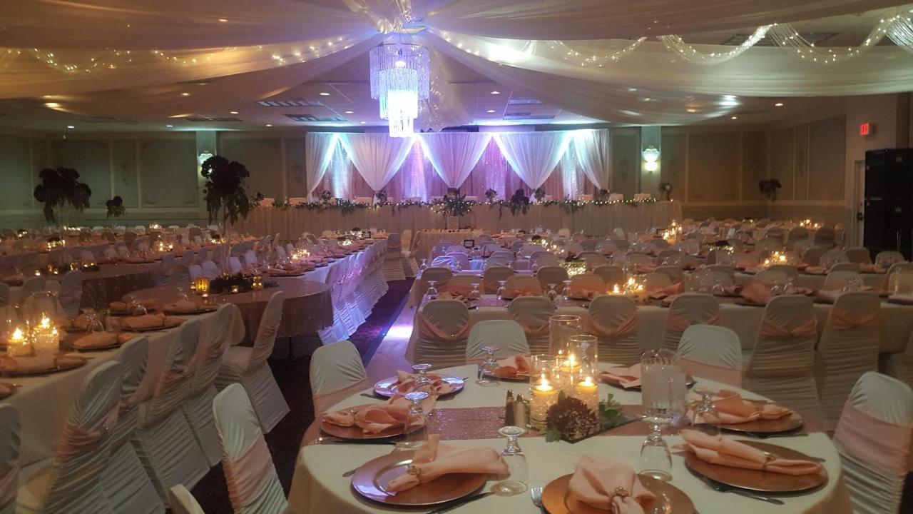 Crookston Inn & Convention Center Luaran gambar